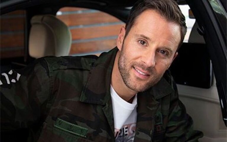 alex manos net worth