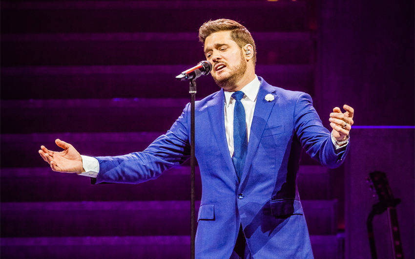 michael buble's wife