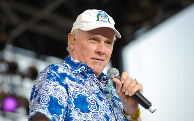 mike love net worth