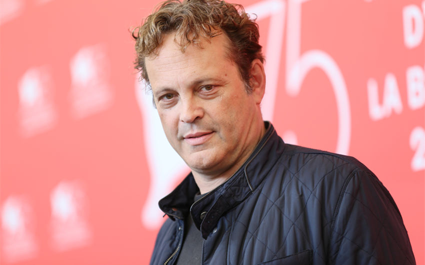 who is vince vaughn's wife